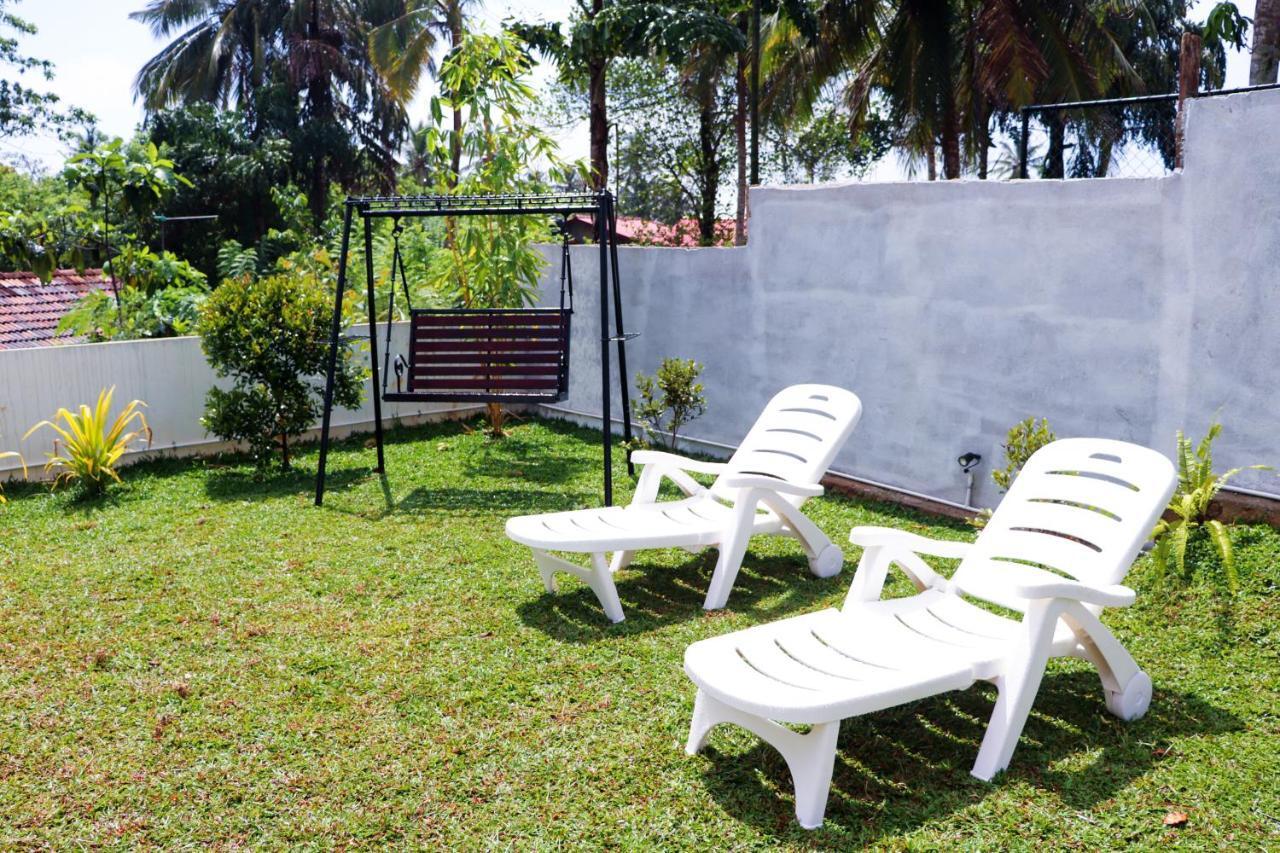 Hotel Blue Sky Mirissa Exterior foto